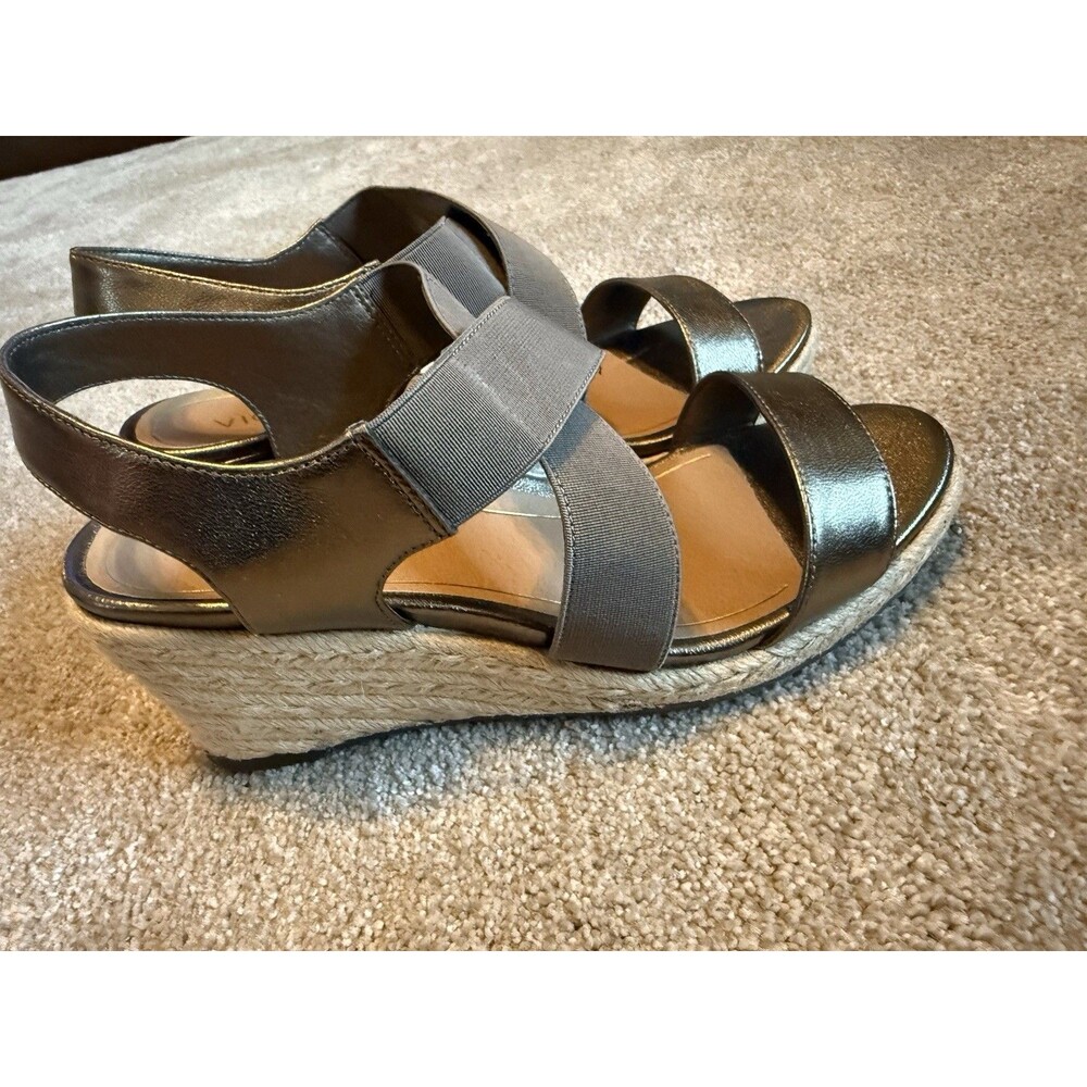 Vionic Ainsleigh Wedge Sandal Bronze Size 9.5 NWOB